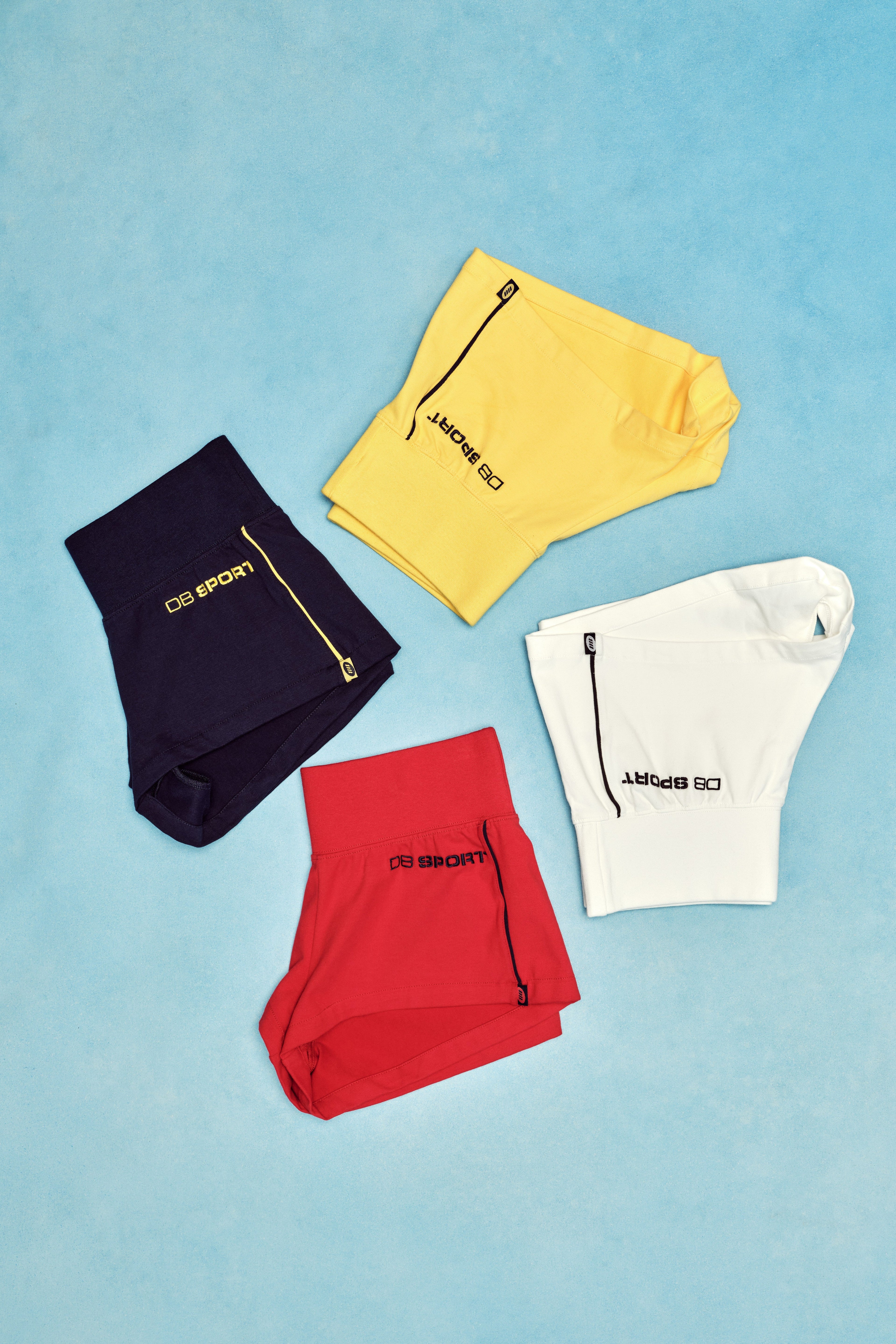 Low Rise Errand Short - Cherry Red
